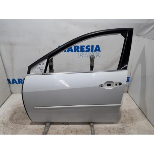 Renault - Laguna - Portier 4Deurs links-voor