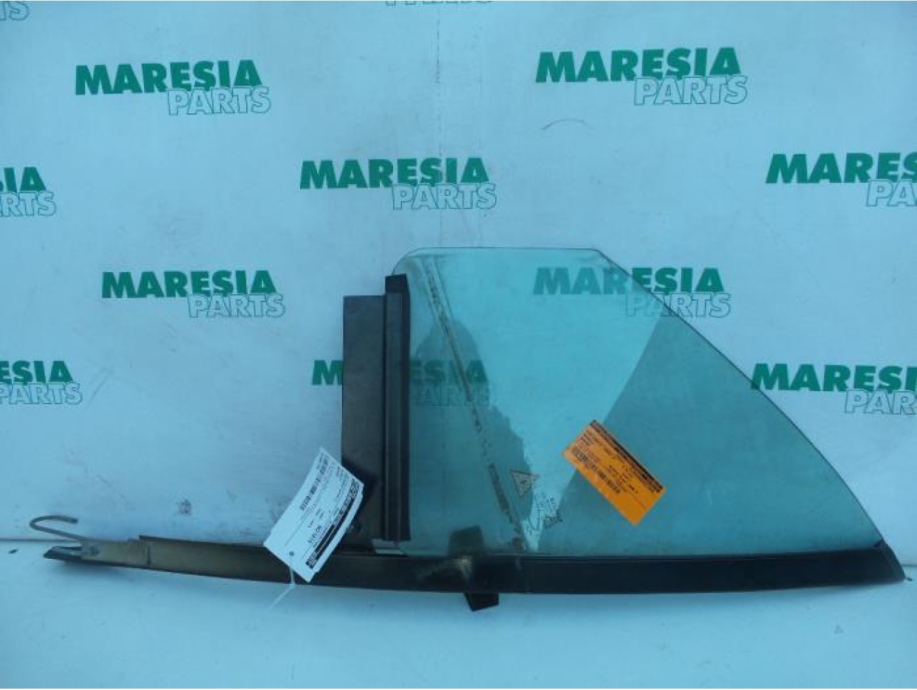 Renault - Megane - Quarter light, front left