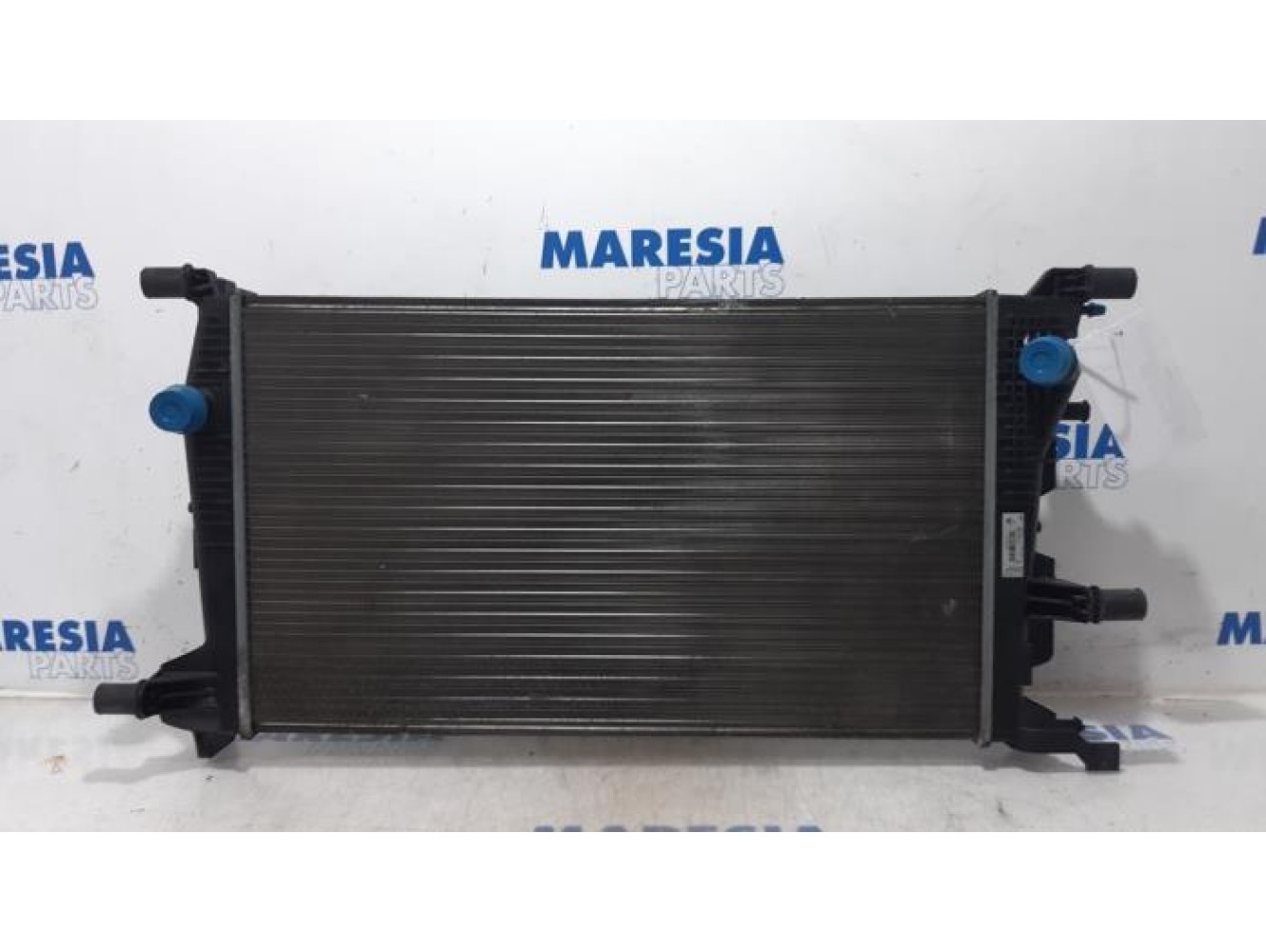 Renault - Megane - Radiator
