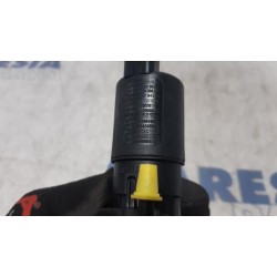 Citroen - C1 - Scheibensprüherpumpe vorne