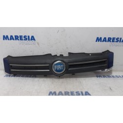 Fiat - Panda - Grill