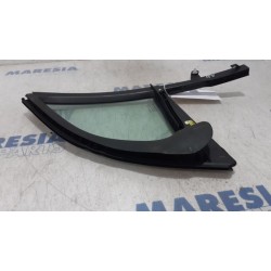 Citroen - DS3 - Quarter light, front right