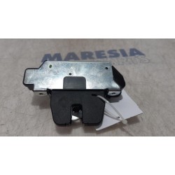 Citroen - DS3 - Tailgate lock mechanism