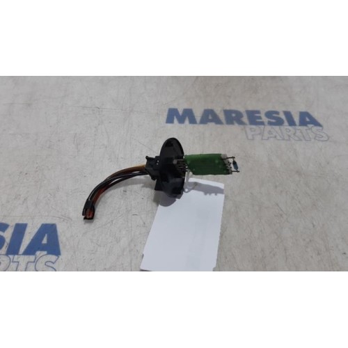 Citroen - DS3 - Heater resistor