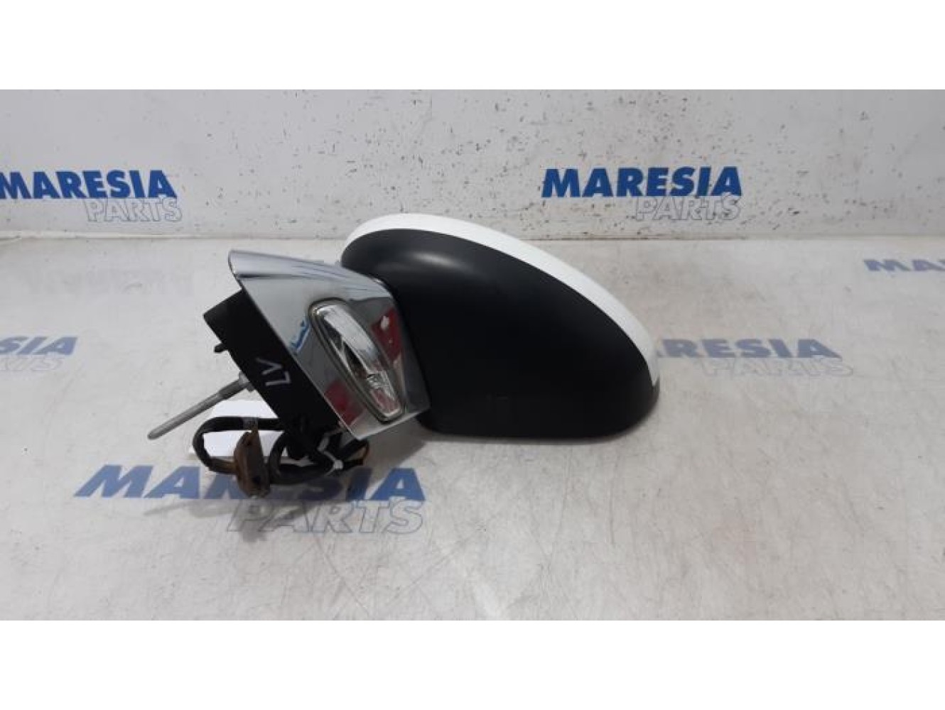 Citroen - DS3 - Wing mirror, left