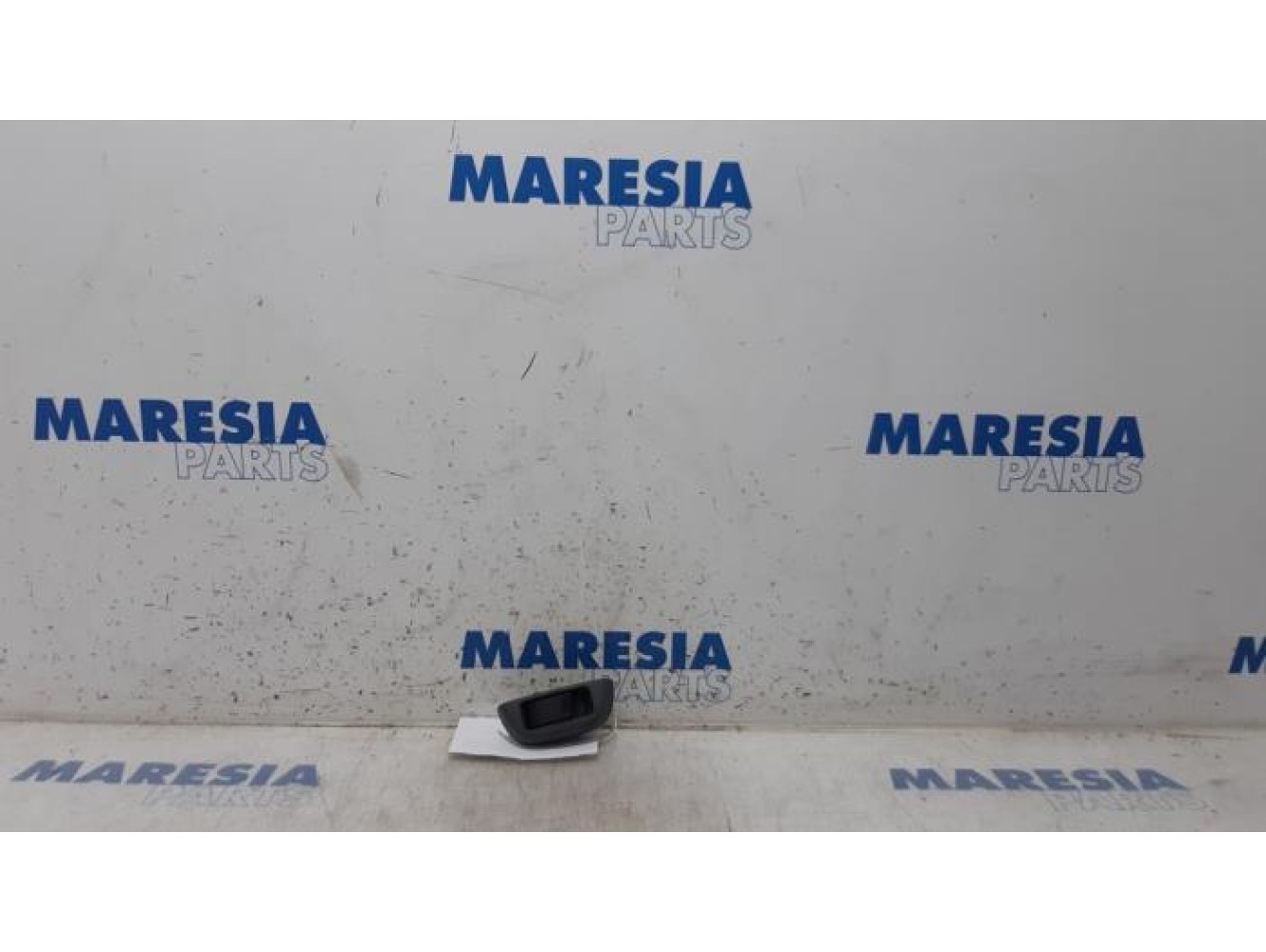 Citroen - C1 - Multi-functional window switch