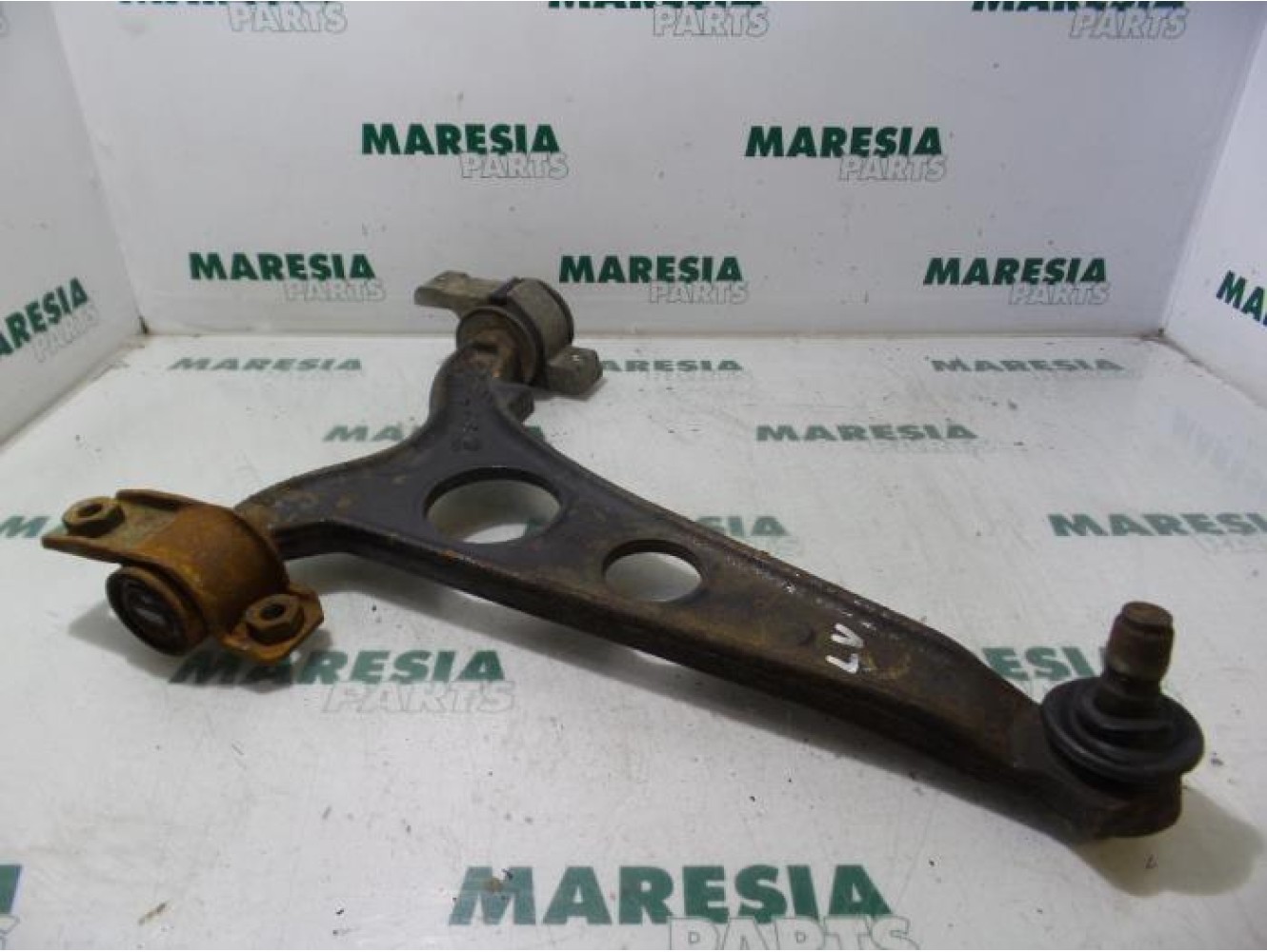 Lancia - Lybra - Querlenker unten links vorne