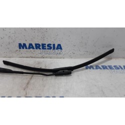 Citroen - DS3 - Front wiper arm