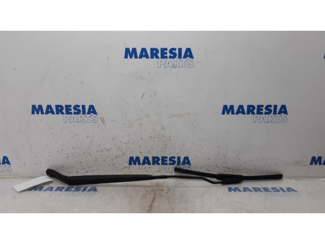 Citroen - DS3 - Front wiper arm