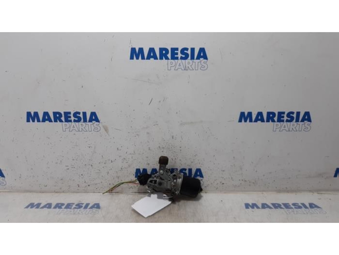 Citroen - DS3 - Front wiper motor