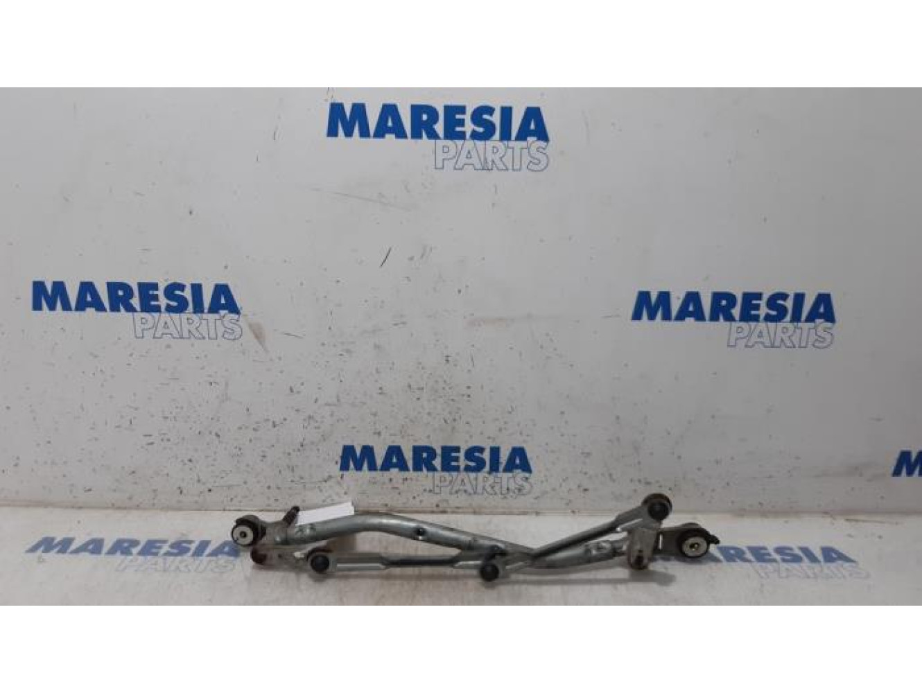 Citroen - DS3 - Wiper mechanism