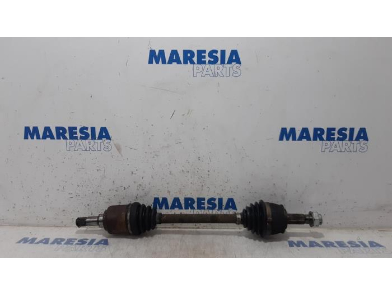 Fiat - 500 - Aandrijfas links-voor