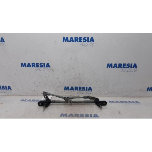 Fiat - 500 - Wiper mechanism