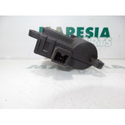Citroen - Xsara - Heater valve motor
