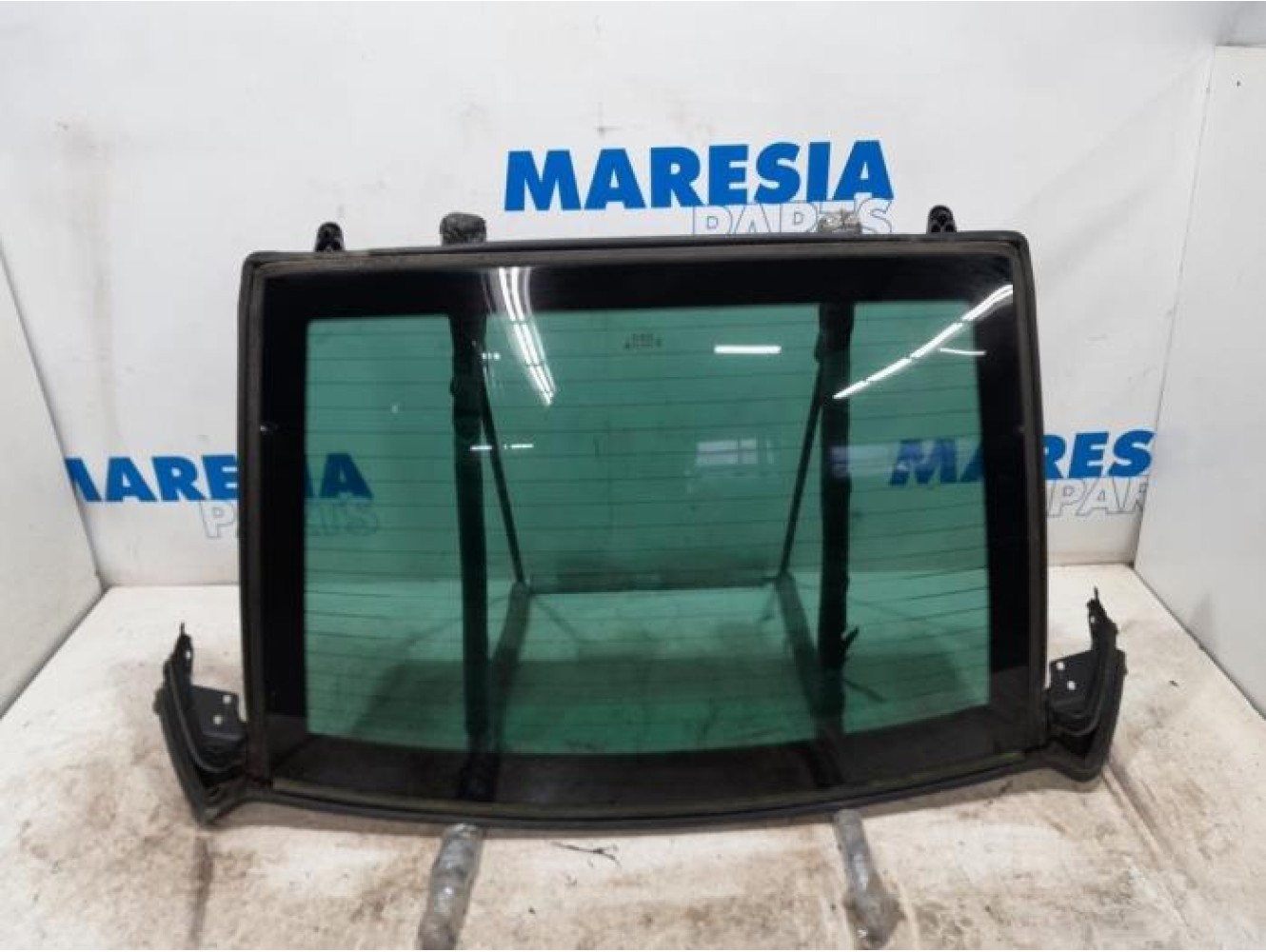 Peugeot - 307 - Rear window