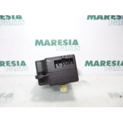 Peugeot - 206 - Heater valve motor