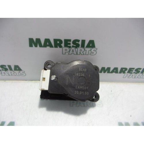Peugeot - 206 - Heater valve motor