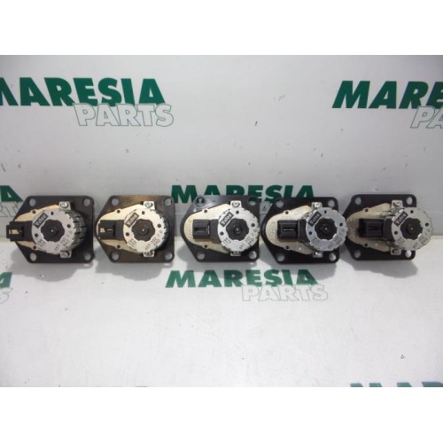 Peugeot - 607 - Heater valve motor