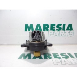 Peugeot - 406 - Heater valve motor