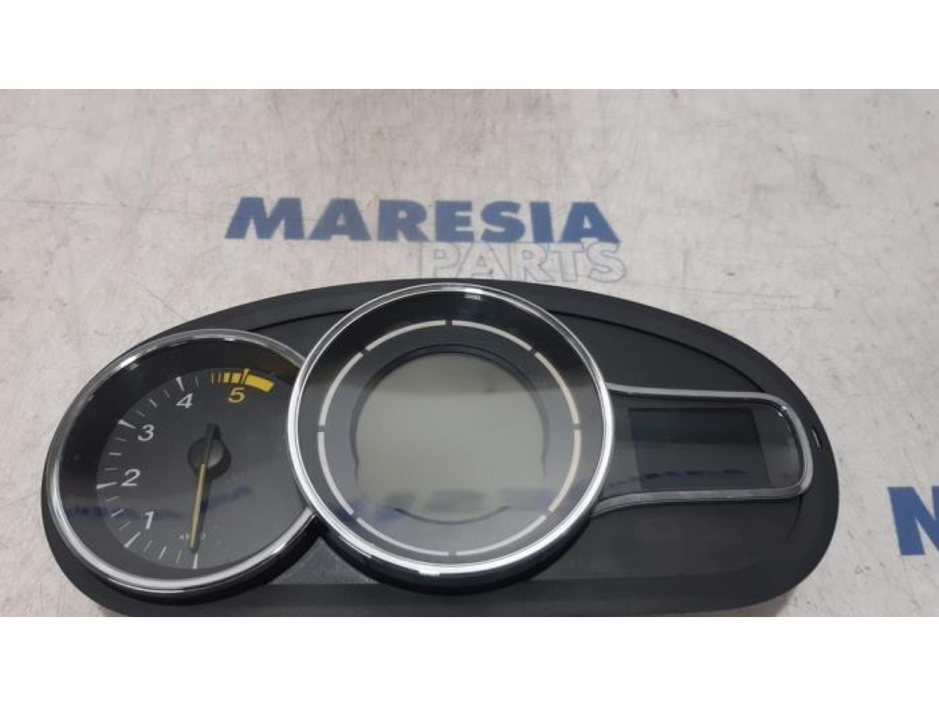 Renault - Megane - Instrument panel