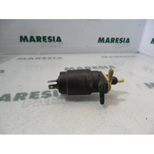 Lancia - Lybra - Pompe lave-glace avant