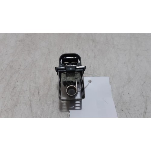 Renault - Megane - Cooling fan resistor