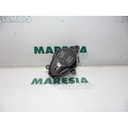 Peugeot - 806 - Heater valve motor