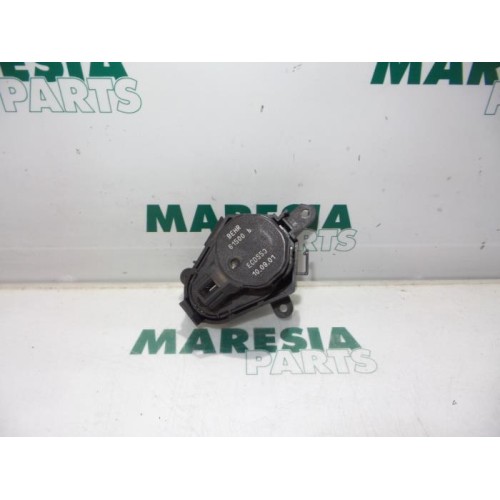 Peugeot - 806 - Heater valve motor