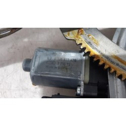 Renault - Megane - Window mechanism 4-door, front right