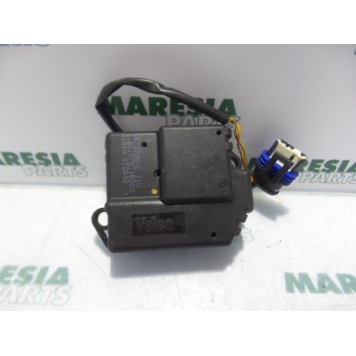 Renault - Megane - Heater valve motor