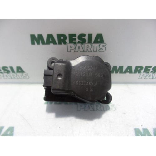 Renault - Megane - Heater valve motor