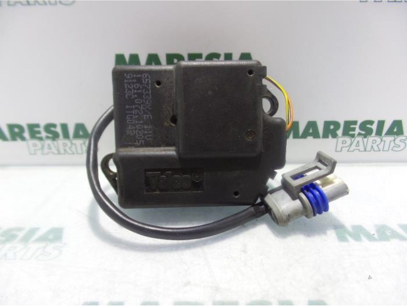 Renault - Megane - Heater valve motor