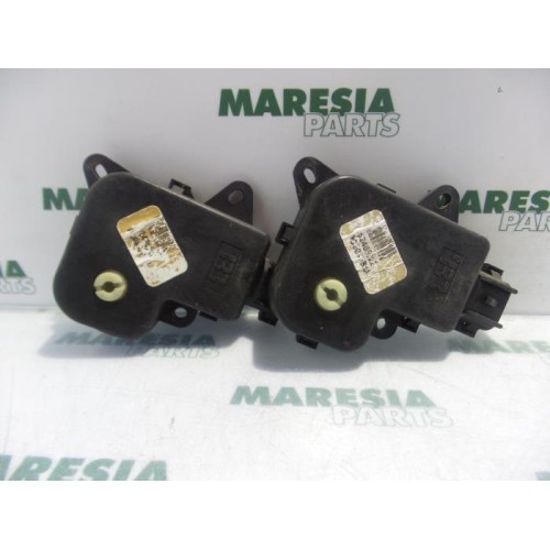 Renault - Laguna - Kachelklep Motor