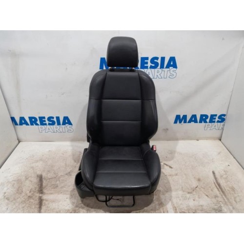 Peugeot - 307 - Seat, right