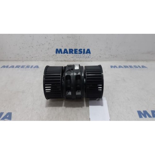 Renault - Megane - Heating and ventilation fan motor