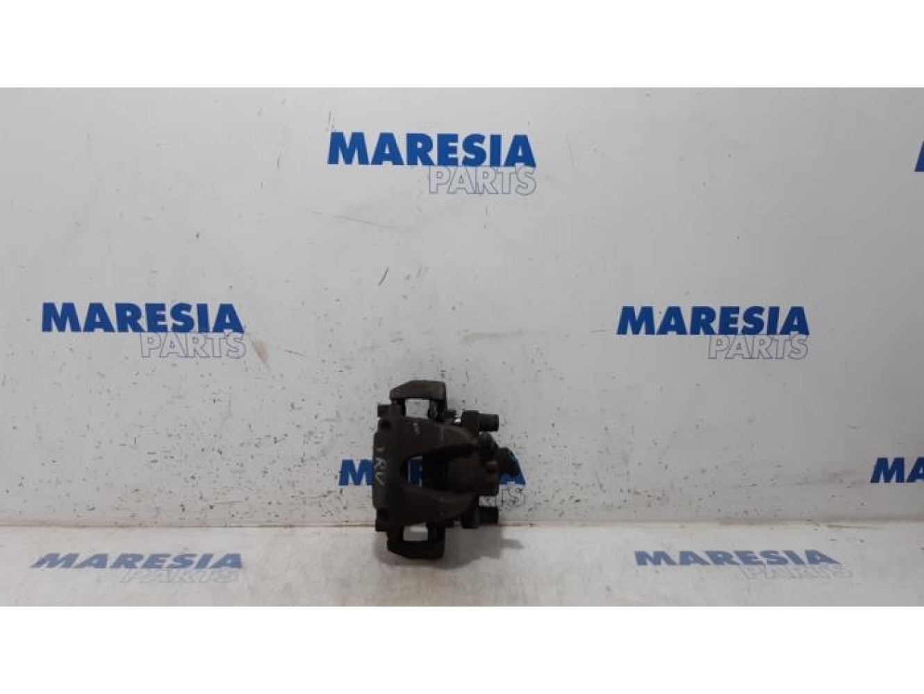 Renault - Clio - Front brake calliper, right