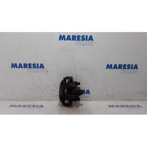 Renault - Clio - Front brake calliper, left