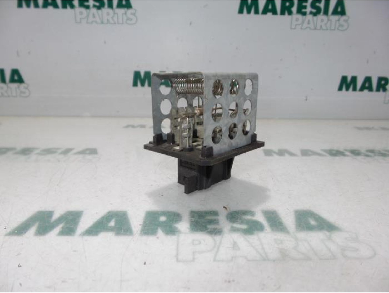 Peugeot - 206 - Heater resistor
