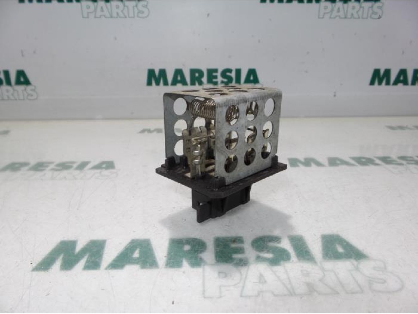 Peugeot - 206 - Heater resistor