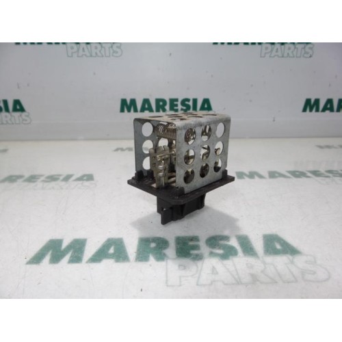 Peugeot - 206 - Heater resistor