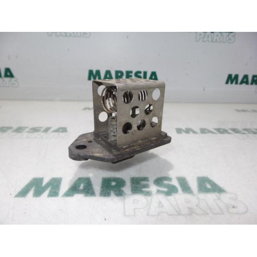 Peugeot - 206 - Heater resistor