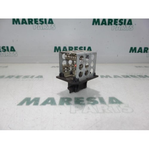 Peugeot - 206 - Heater resistor