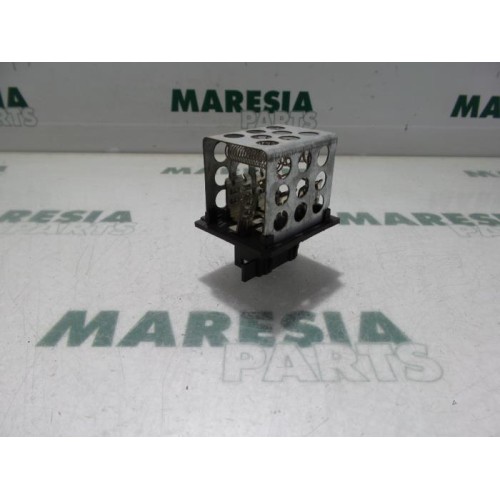 Peugeot - 206 - Heater resistor