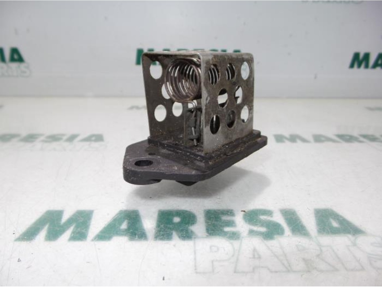 Peugeot - 206 - Heater resistor