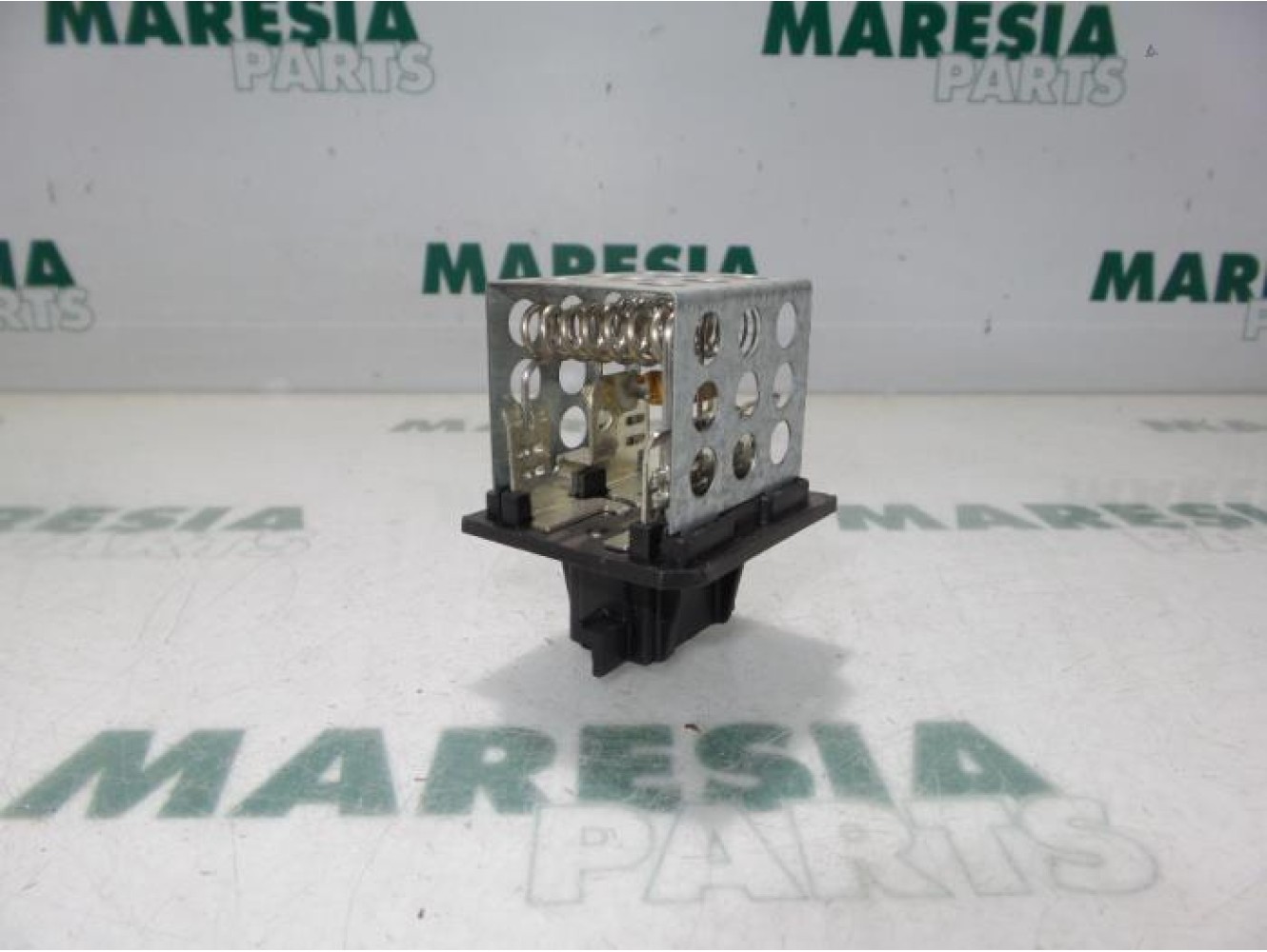 Peugeot - 206 - Heater resistor