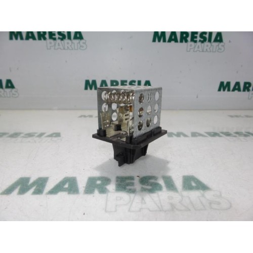 Peugeot - 206 - Heater resistor