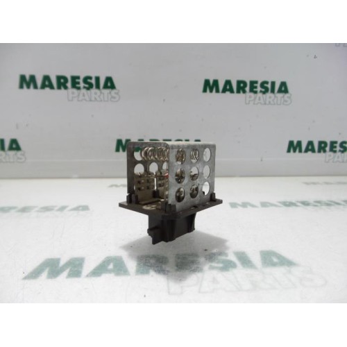 Peugeot - 206 - Heater resistor