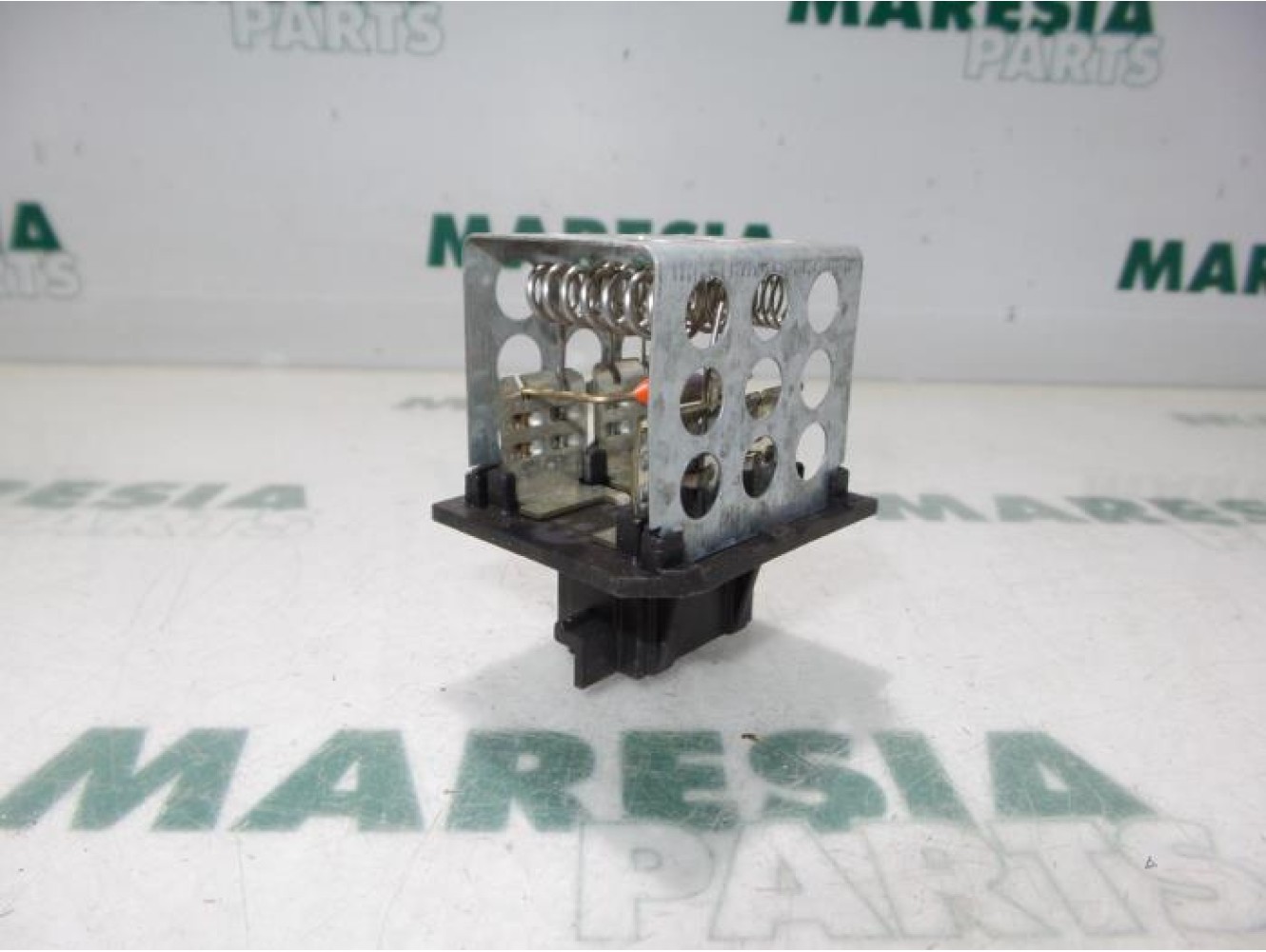 Peugeot - 206 - Heater resistor
