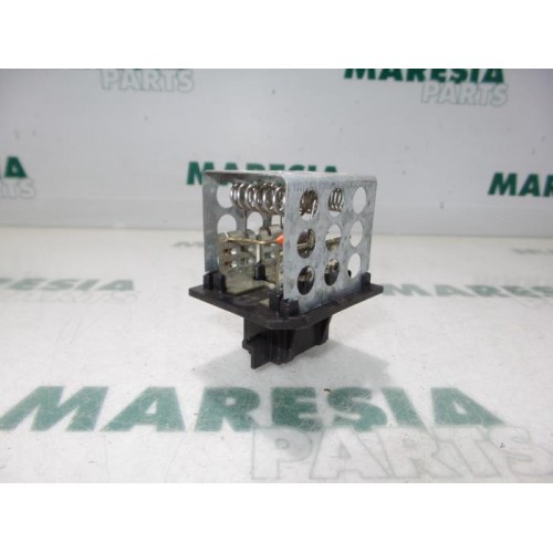 Peugeot - 206 - Heater resistor
