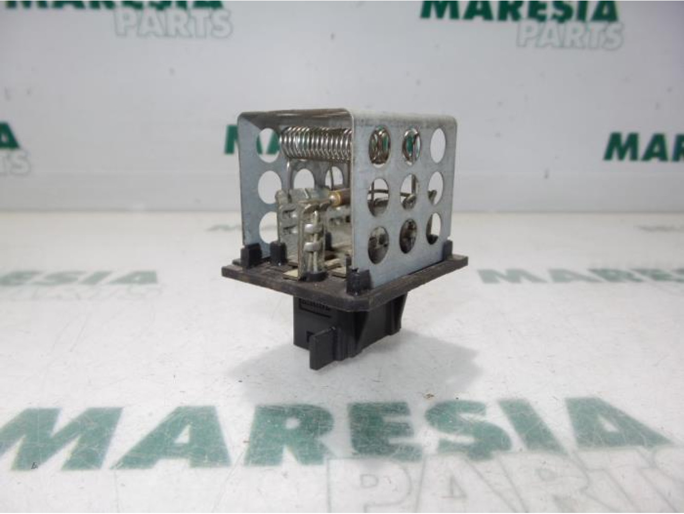 Peugeot - 206 - Heater resistor
